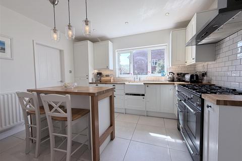 3 bedroom detached house for sale, Jourdain Park, Warwick