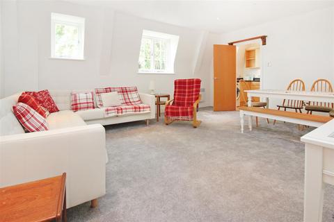 2 bedroom flat to rent, St. Marys Street, Canterbury, Kent, CT1