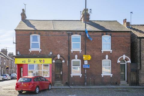 3 bedroom terraced house for sale, Lawrence Street, York