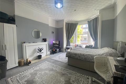 1 bedroom in a house share to rent, Victoria Road North, Southsea, Hampshire, PO5