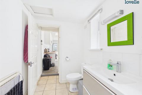 2 bedroom end of terrace house to rent, Milton Street, Lincoln