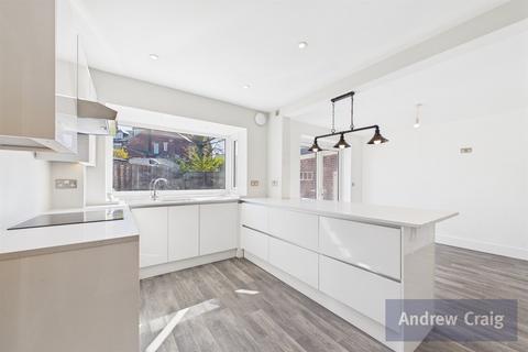 3 bedroom detached house for sale, Bill Quay NE10