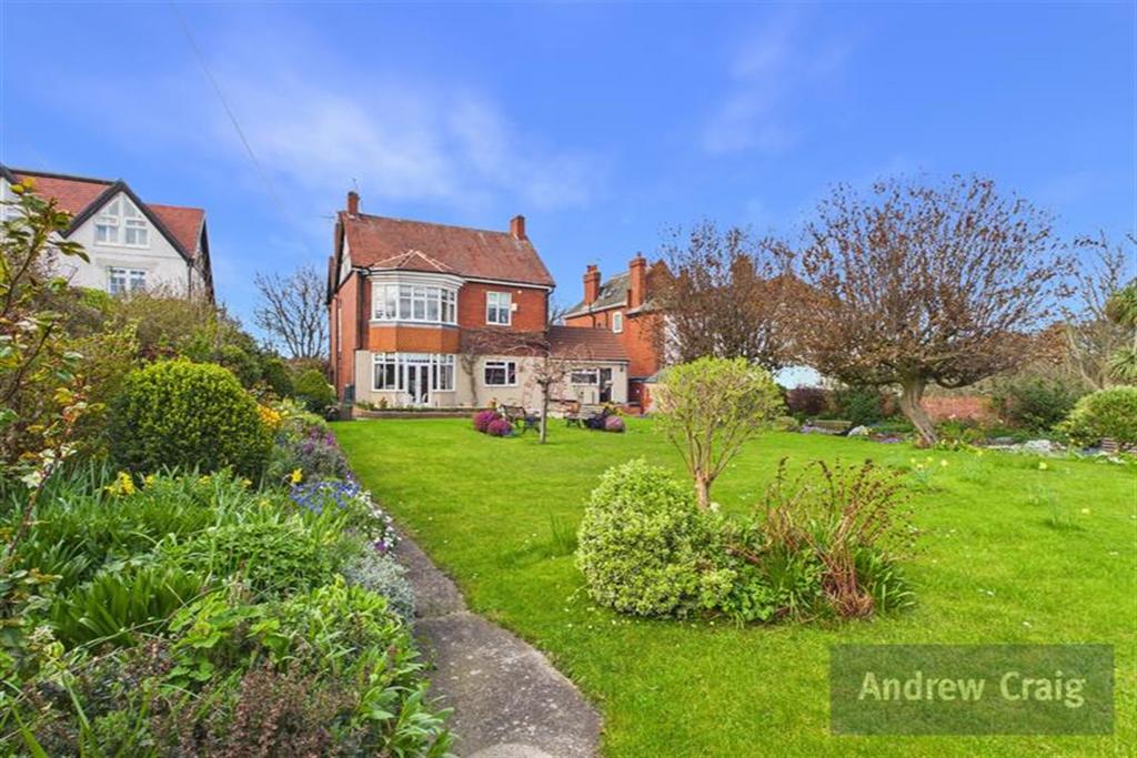 House exterior, garden