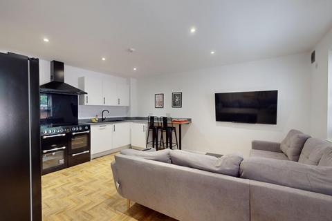 1 bedroom in a house share to rent, Lenton Boulevard, Nottingham NG7