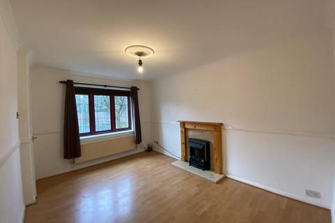 2 bedroom semi-detached house to rent, Chaffinch Close, Manchester, M22