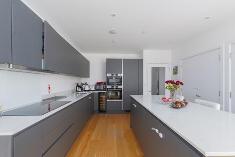 4 bedroom house for sale, Dryden Road, London, SE10