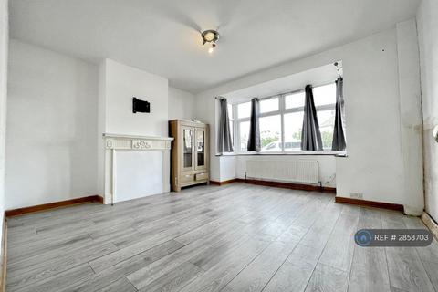 2 bedroom terraced house to rent, Levine Gardens, Barking, IG11