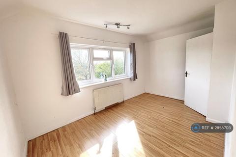 2 bedroom terraced house to rent, Levine Gardens, Barking, IG11