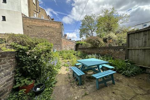 1 bedroom flat to rent, Dunford Road, Islington, N7