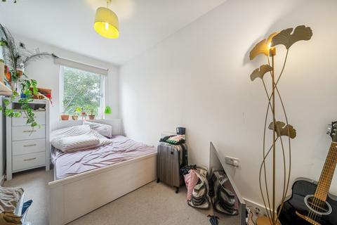 undefined, Bathurst Square, London, N15