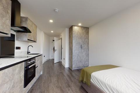 1 bedroom house to rent, Lister Gate, Nottingham NG1