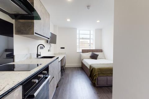 1 bedroom house to rent, Lister Gate, Nottingham NG1