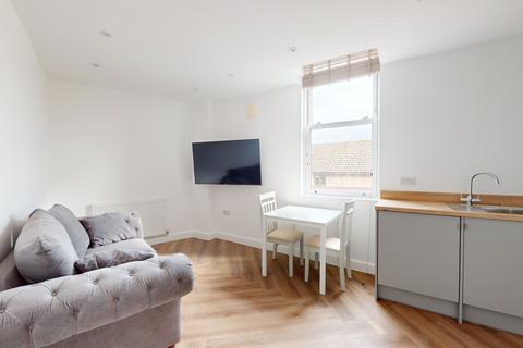 1 bedroom flat to rent, The Grove, Nottingham NG7
