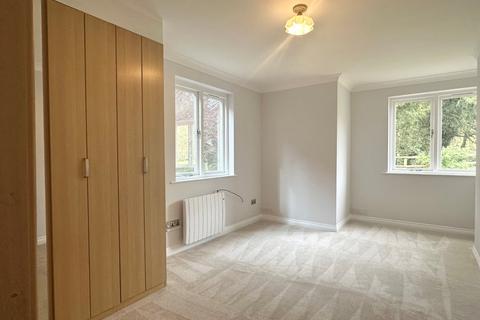 2 bedroom apartment for sale, Altrincham Road, Wilmslow SK9