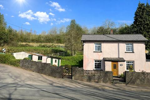 3 bedroom equestrian property for sale, Coedkernew, Newport NP10