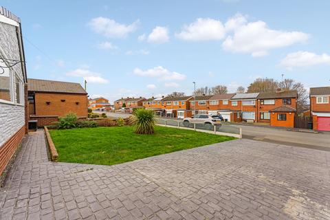 4 bedroom detached bungalow for sale, St. Davids Drive, Connah's Quay, CH5