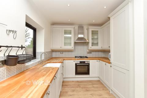 3 bedroom semi-detached house for sale, Wilson Avenue, Rochester ME1