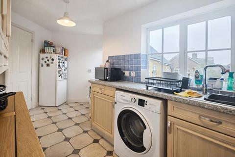 undefined, Guernsey Way, Kennington, Ashford
