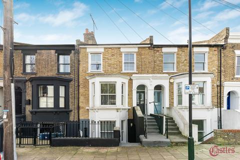4 bedroom house for sale, Lockhurst Street, London