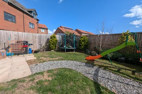 4 bedroom detached house for sale, Newmans Walk, Darlington