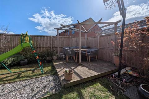 4 bedroom detached house for sale, Newmans Walk, Darlington