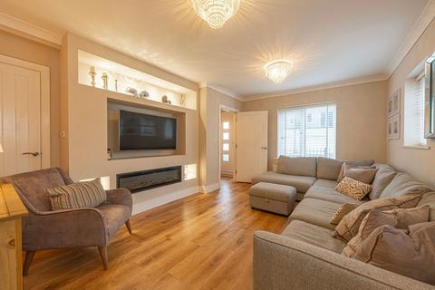 4 bedroom semi-detached house for sale, Spencer Way, Newport, NP19
