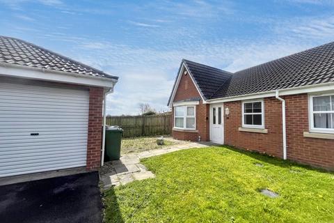 2 bedroom semi-detached bungalow for sale, Dobson Close, High Spen, Rowlands Gill, Tyne and Wear, NE39 2BF