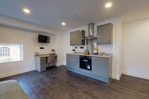 1 bedroom house to rent, Hounds Gate, Nottingham NG1