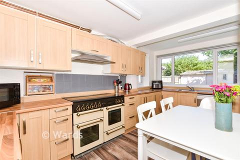 3 bedroom detached house for sale, Hermitage Lane, Aylesford ME20