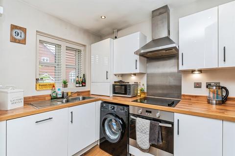 2 bedroom flat for sale, The Mallards, Totton, SOUTHAMPTON