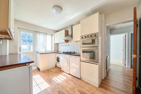undefined, Farm Court , Farm Road, Camberley, Surrey, GU16 8TJ