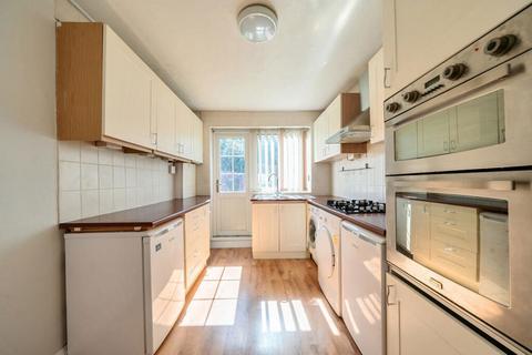 undefined, Farm Court , Farm Road, Camberley, Surrey, GU16 8TJ