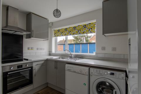 2 bedroom flat for sale, Meadow Close, Stratford-upon-Avon CV37