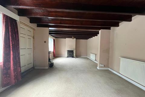 3 bedroom cottage for sale, Seaside Road, Aldbrough