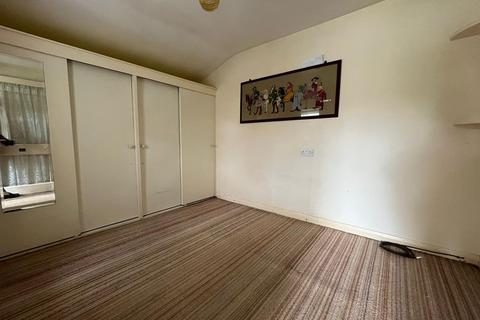 3 bedroom cottage for sale, Seaside Road, Aldbrough