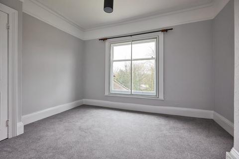 undefined, London Road, Salisbury
