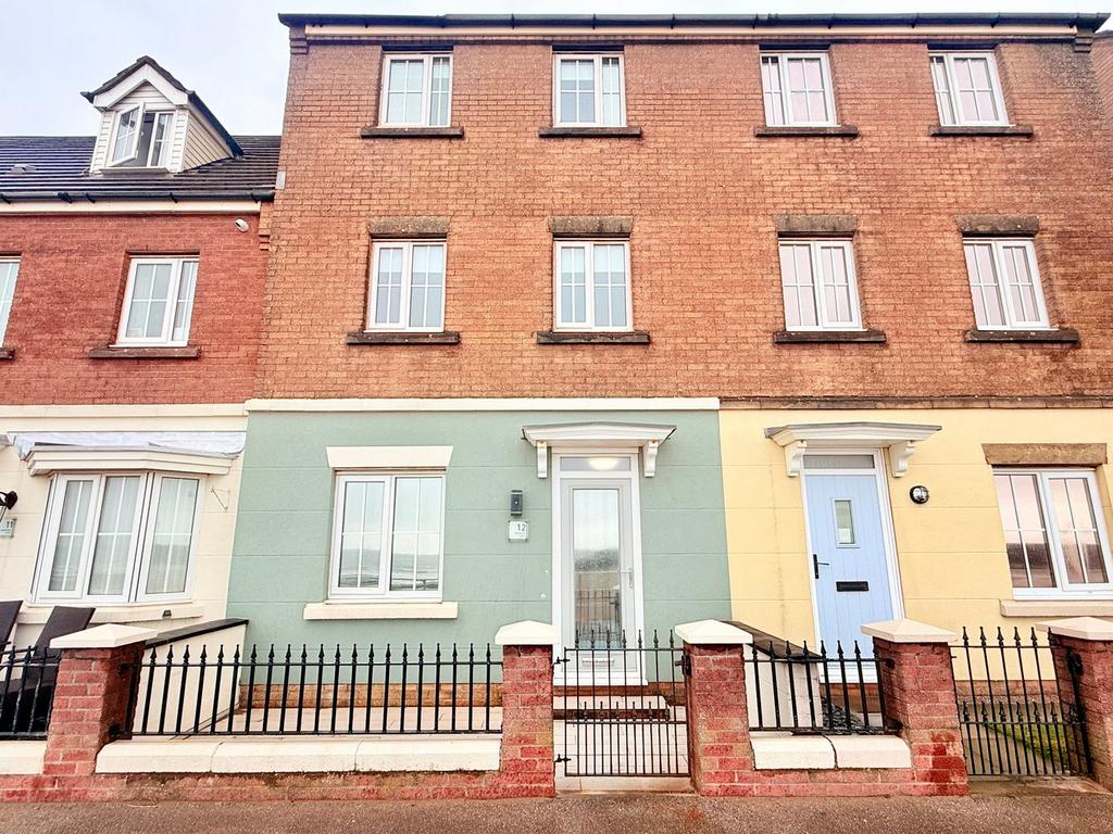4 bedroom townhouse for sale