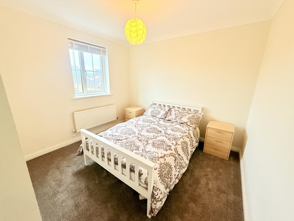 First Floor Double Bedroom (En-Suite)