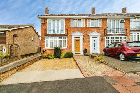 4 bedroom end of terrace house for sale, Hurston Close, Worthing