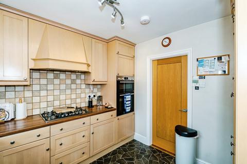 4 bedroom end of terrace house for sale, Hurston Close, Worthing