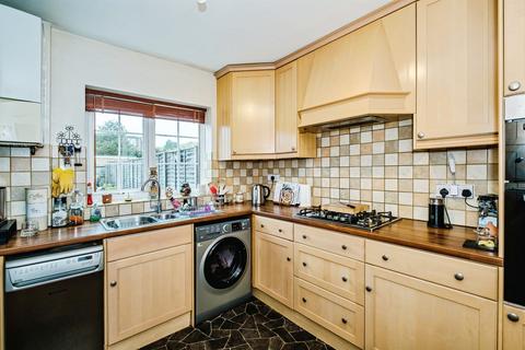 4 bedroom end of terrace house for sale, Hurston Close, Worthing