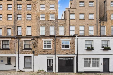2 bedroom mews for sale, Lancaster Mews, London