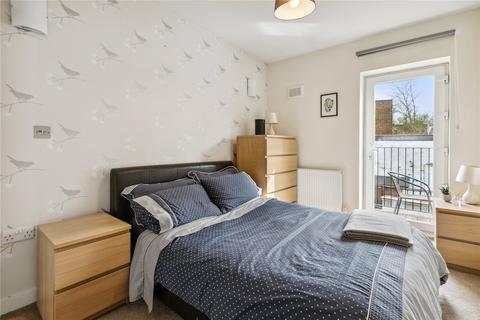 2 bedroom terraced house to rent, Trinder Mews, Chestnut Grove, London