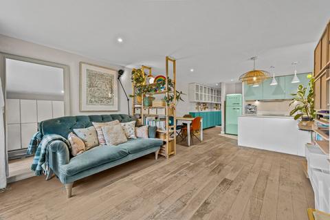 Blue Court, 6 Sherborne Street, London
