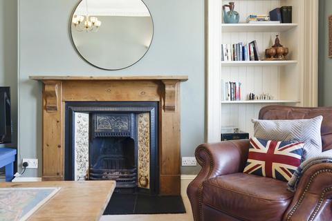 1 bedroom flat for sale, 29/12 Jeffrey Street, Old Town, Edinburgh, EH1 1DH