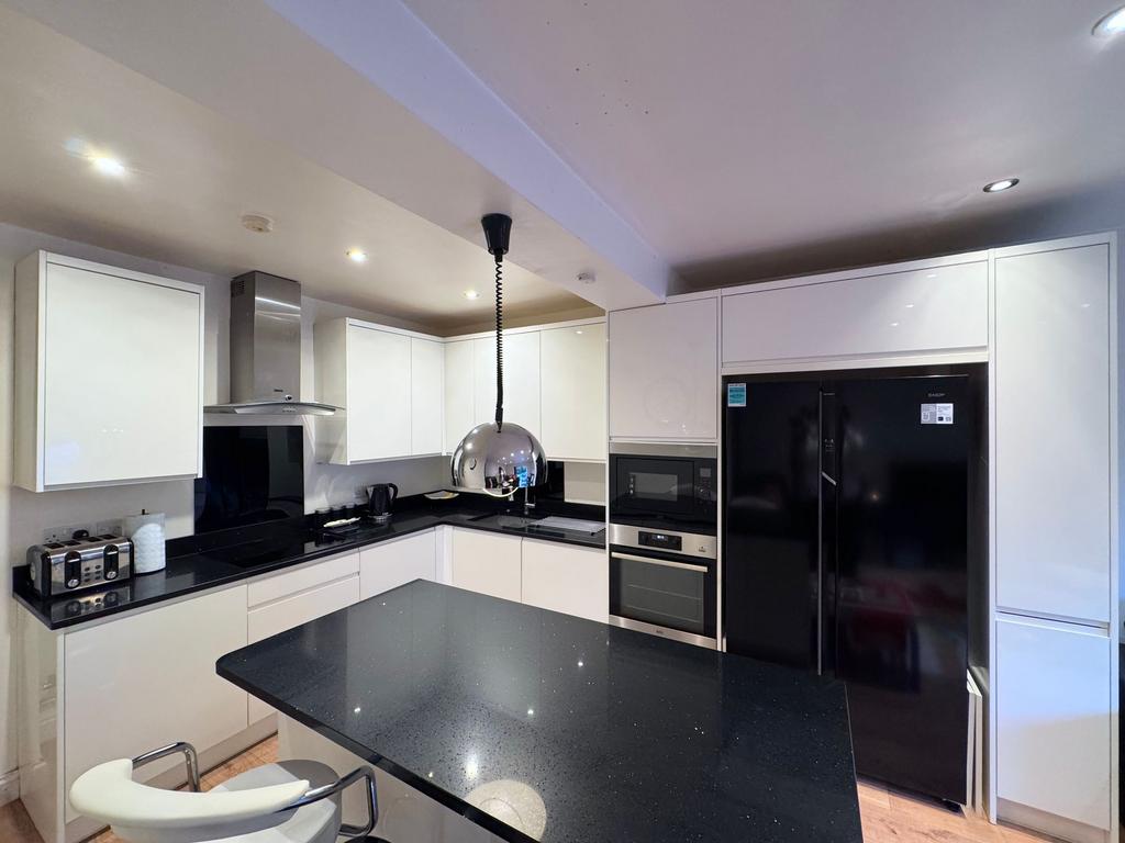 Kitchen/dining area