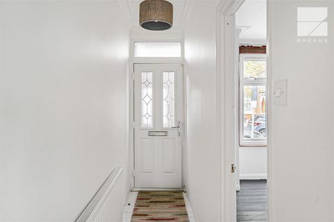 3 bedroom house to rent, Lyndhurst Road, London