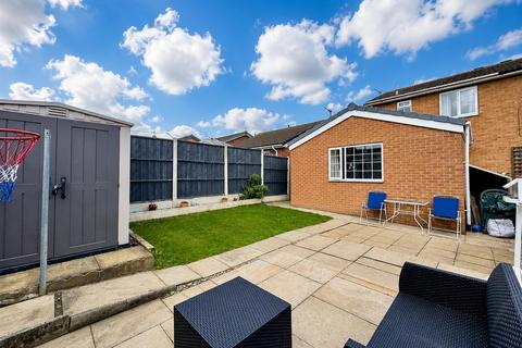 4 bedroom semi-detached house for sale, Snailsden Way, Staincross, Barnsley, S75 6EE