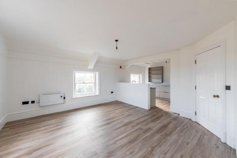 2 bedroom flat for sale, Hallgate, Hexham NE46