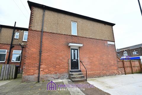 3 bedroom flat to rent, Benwell, Newcastle upon Tyne NE15